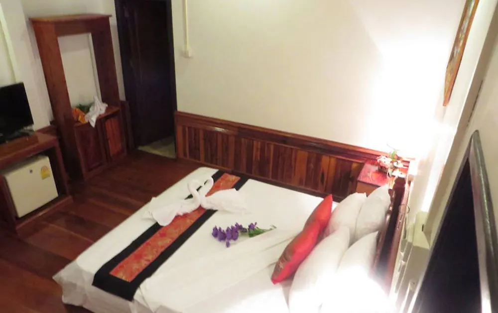 Luang Prabang Oudomlith Villa & Travel