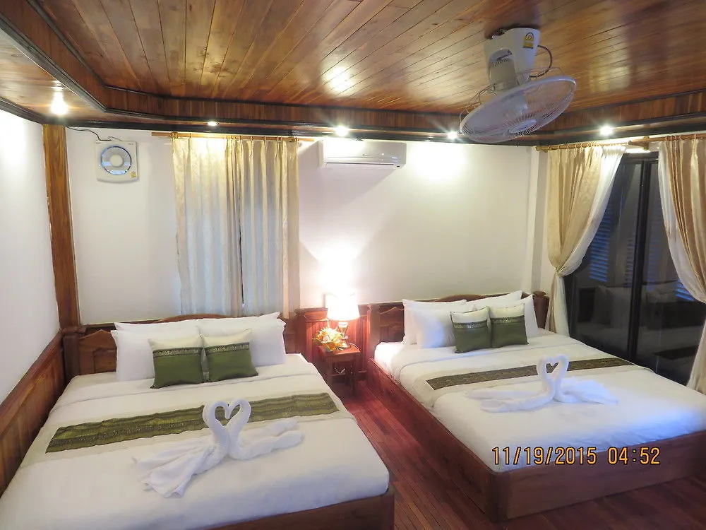 Luang Prabang Oudomlith Villa & Travel